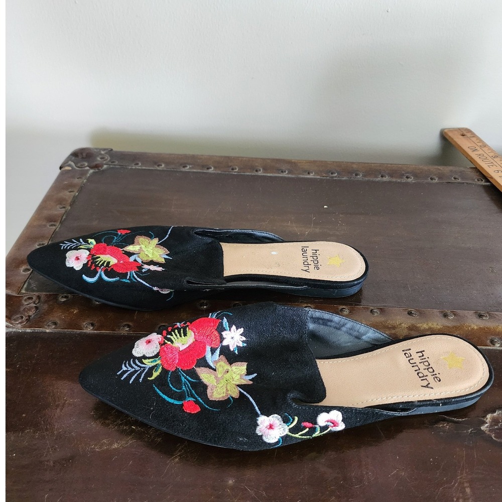 Hippie Laundry Women's Embroidered Mule Flats Size 9 Black Floral Pointed Toe - Picture 6 of 8